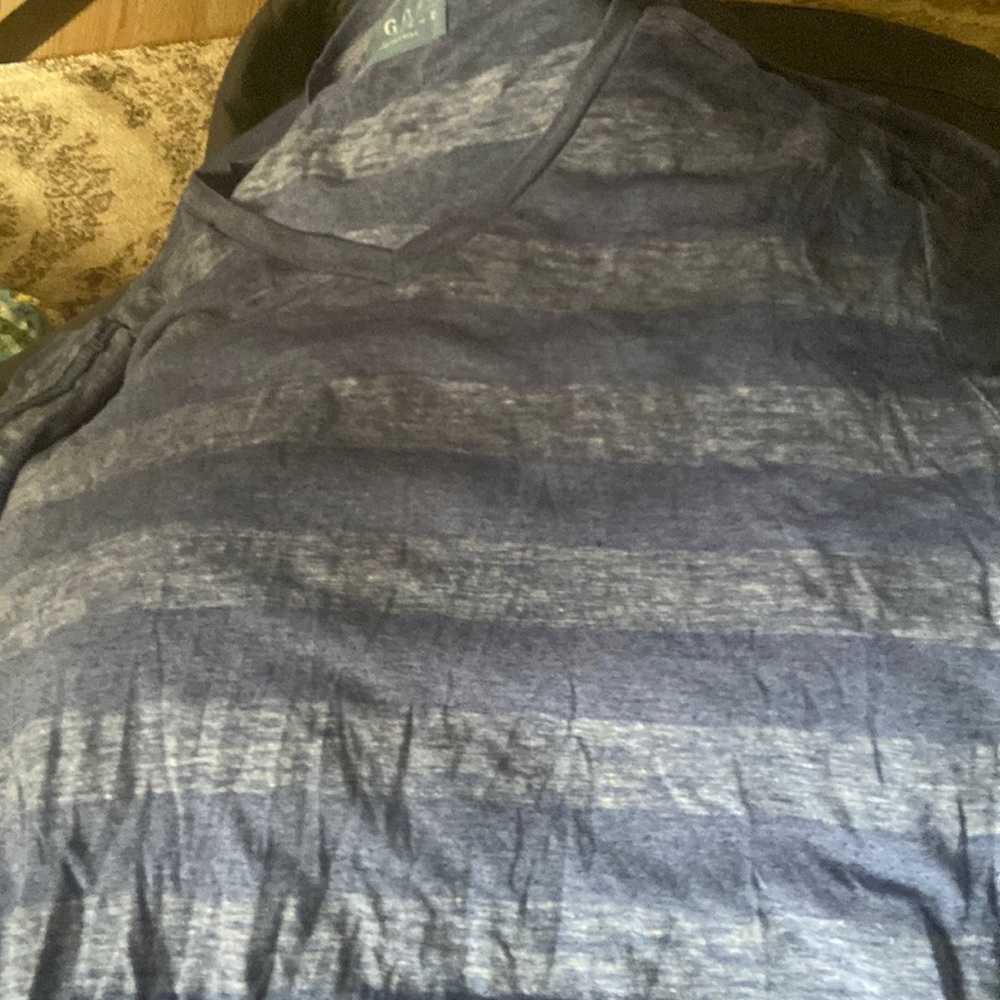 V neck T-shirt